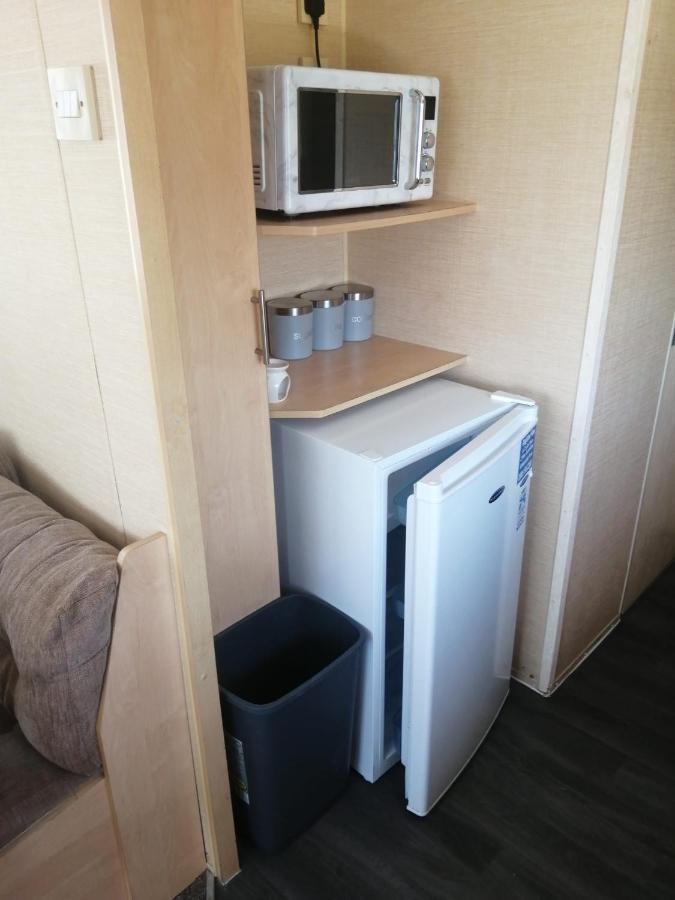 Adorable 2 Bedroom Caravan In 滨海克拉克顿 外观 照片