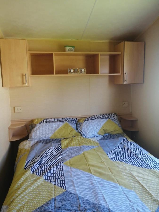 Adorable 2 Bedroom Caravan In 滨海克拉克顿 外观 照片